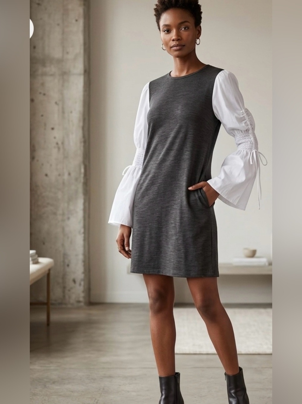 Contrast Long Sleeve Shift Dress in Dark Gray and White